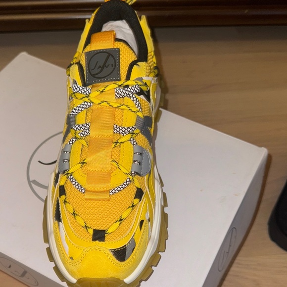 Yellow and Black Men's Sneakers - Picture 4 of 11